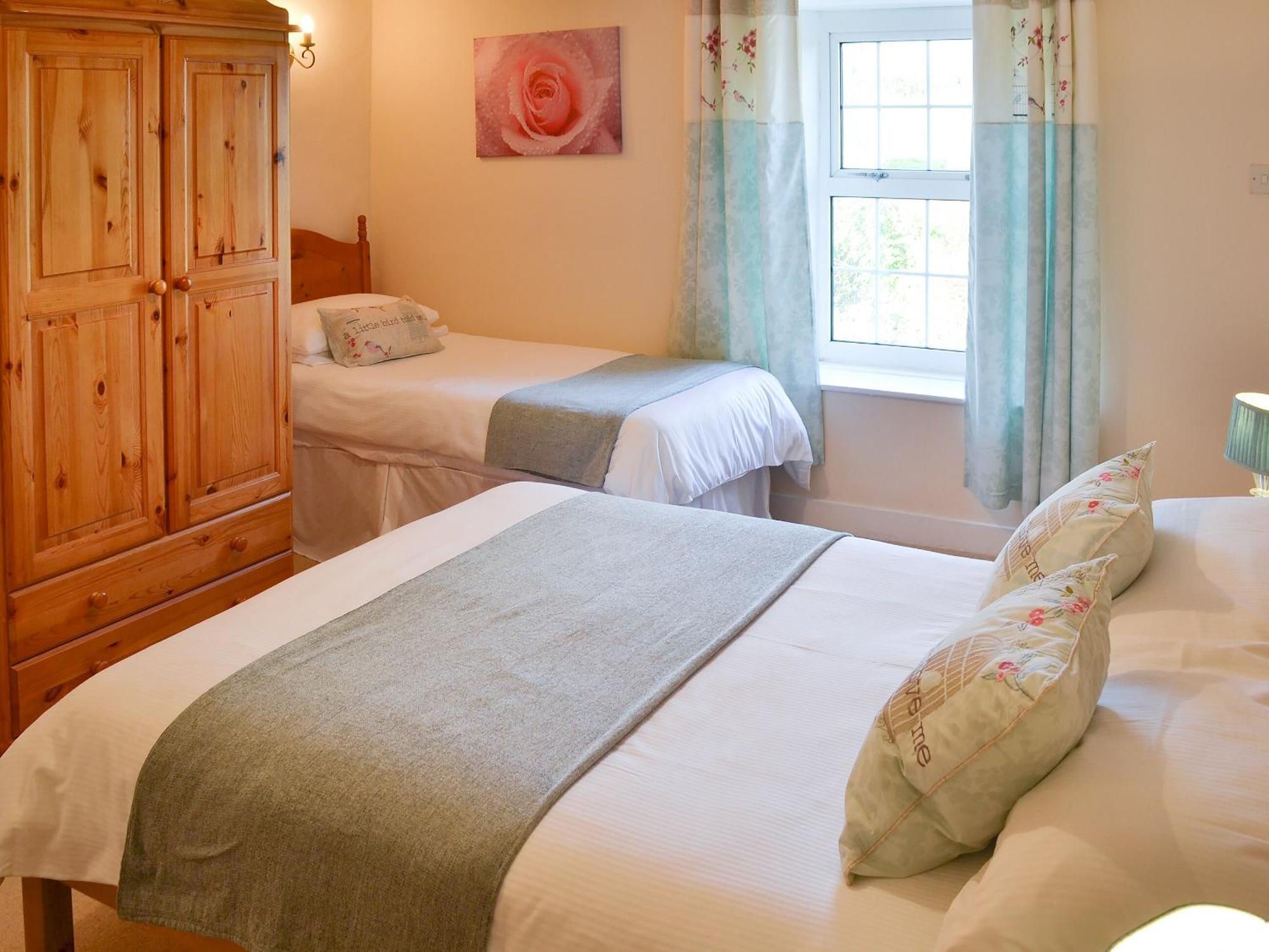 Saint Issey Cherry Cottage - 26913 מראה חיצוני תמונה